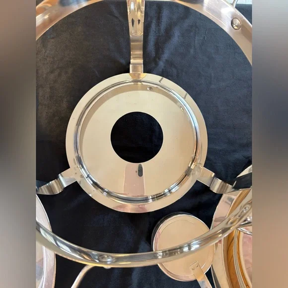 Stainless Steel Round Chafing Dish with Glass Lid - Silver - Picture 8 of 12